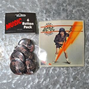 NEW AC/DC BUTTON PINS AND STICKER